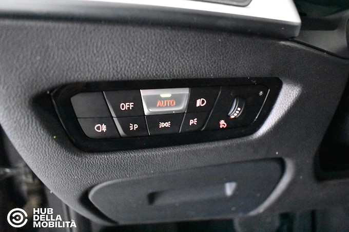 BMW 320d xDrive Business Advantage